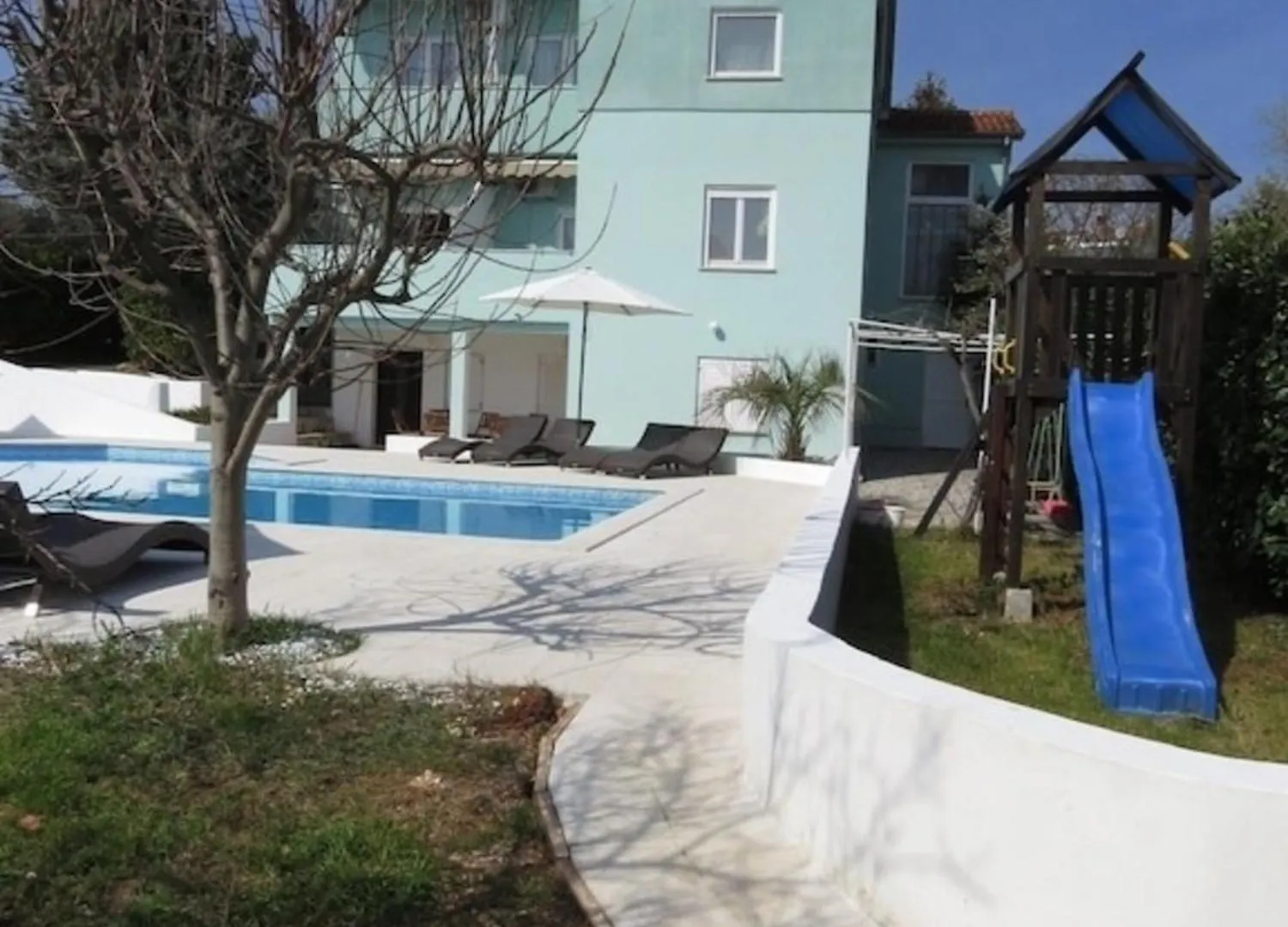 Resindenz Benni Mit Beheiztem Grossem Pool Apartment Medulin Croatia
